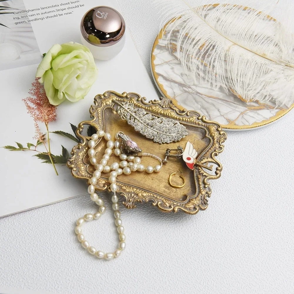 Elegant‎ Gold Tray